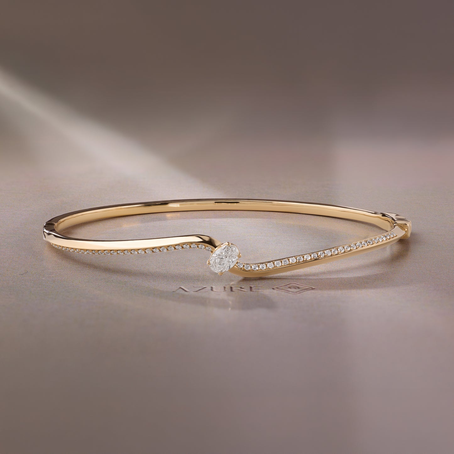 Oval & Round Bangle