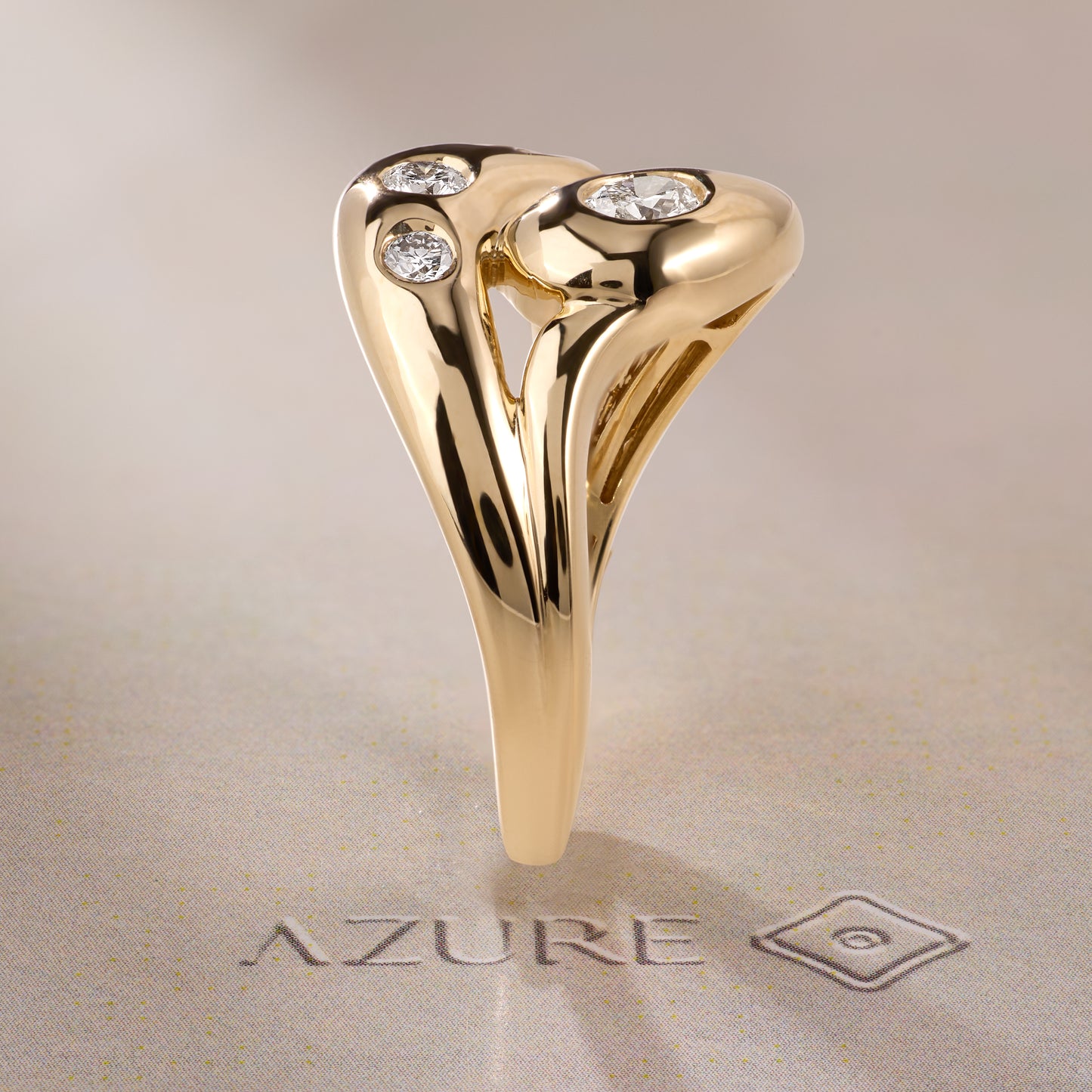 Oval & Round Diamond Ring