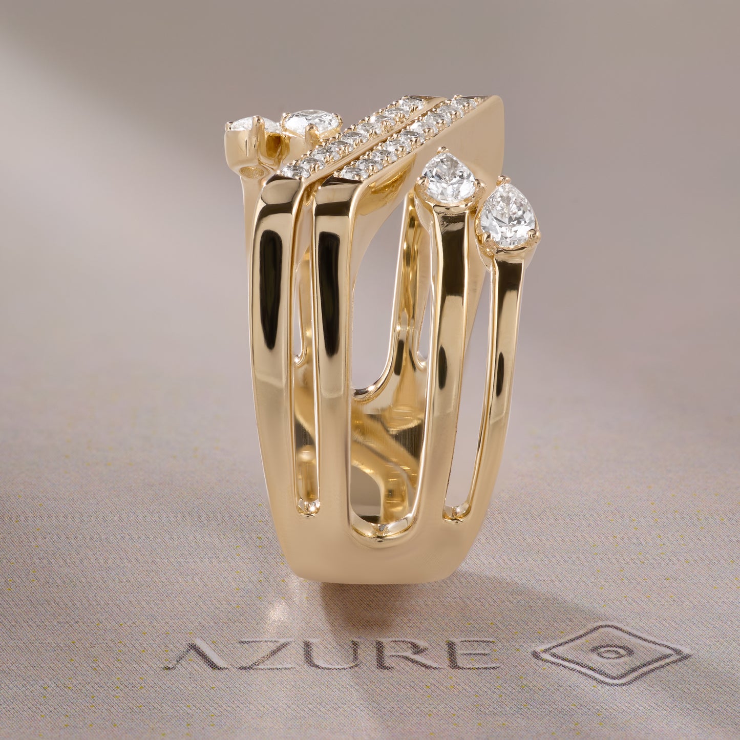 Pear & Round Diamond Ring