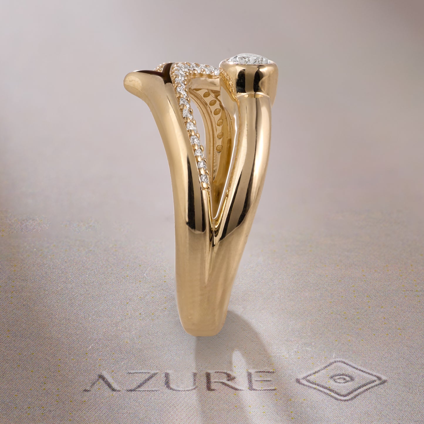 Pear & Round Diamond Ring