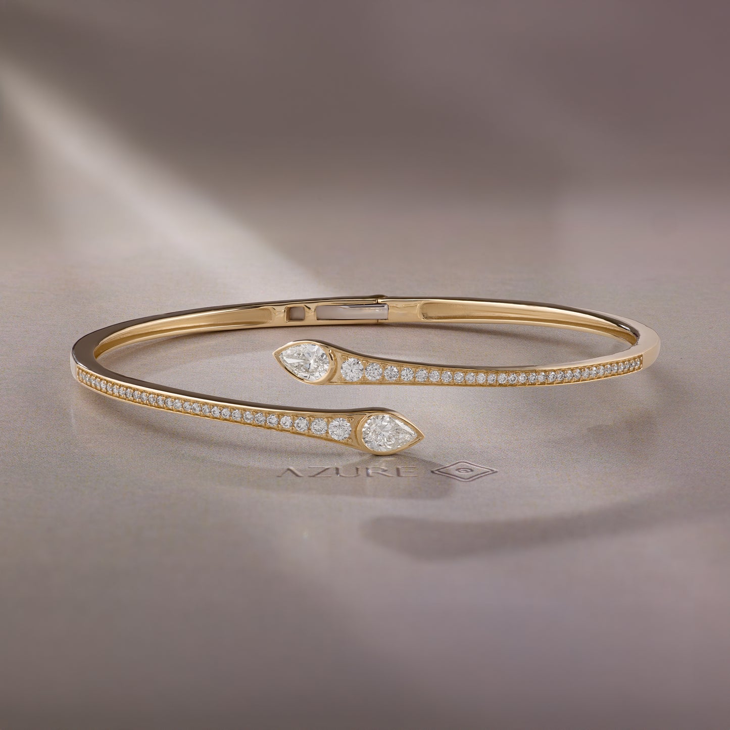 Round & Pear Bangle