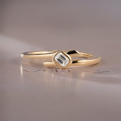 Emerald Diamond Ring