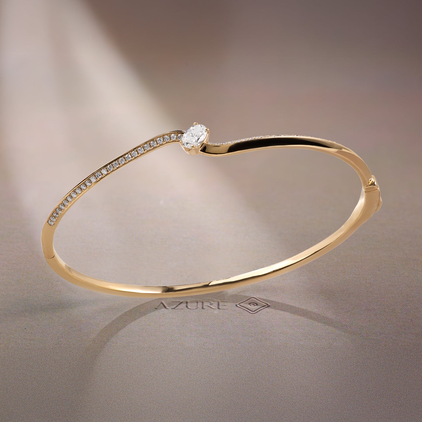 Oval & Round Bangle