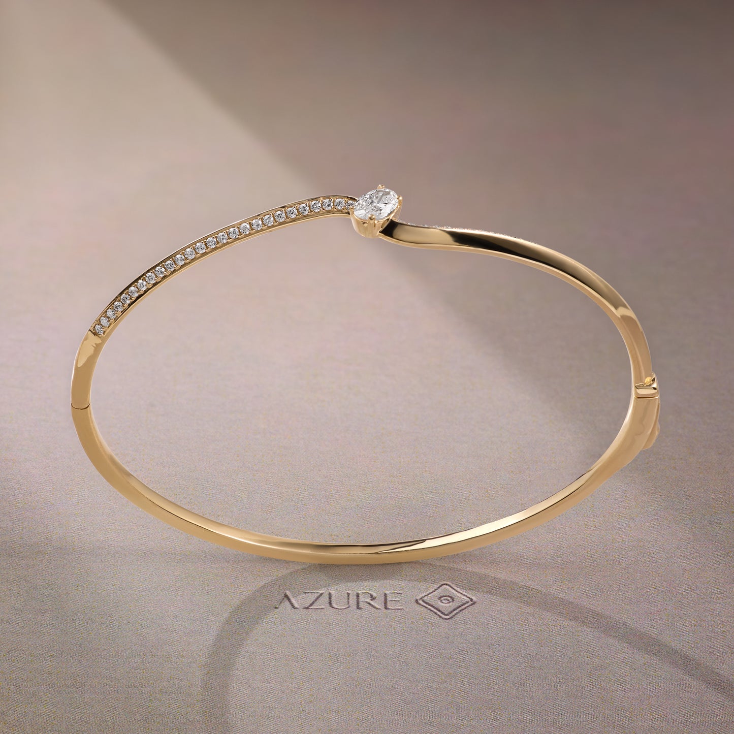 Oval & Round Bangle