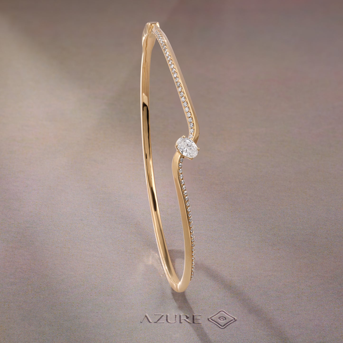 Oval & Round Bangle