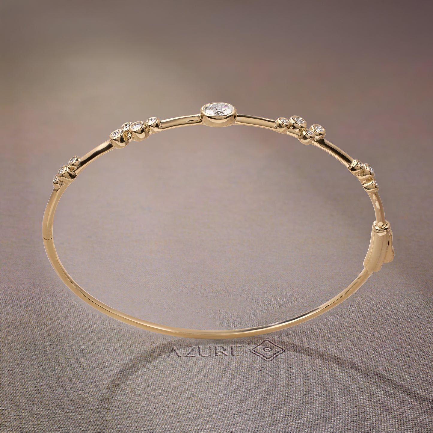 Oval & Round Bangle