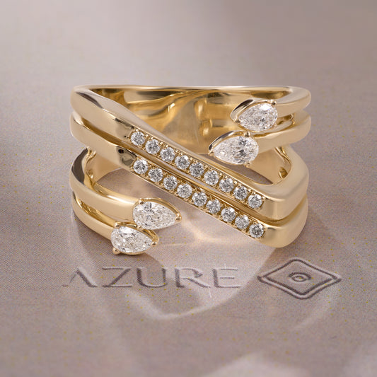 Pear & Round Diamond Ring