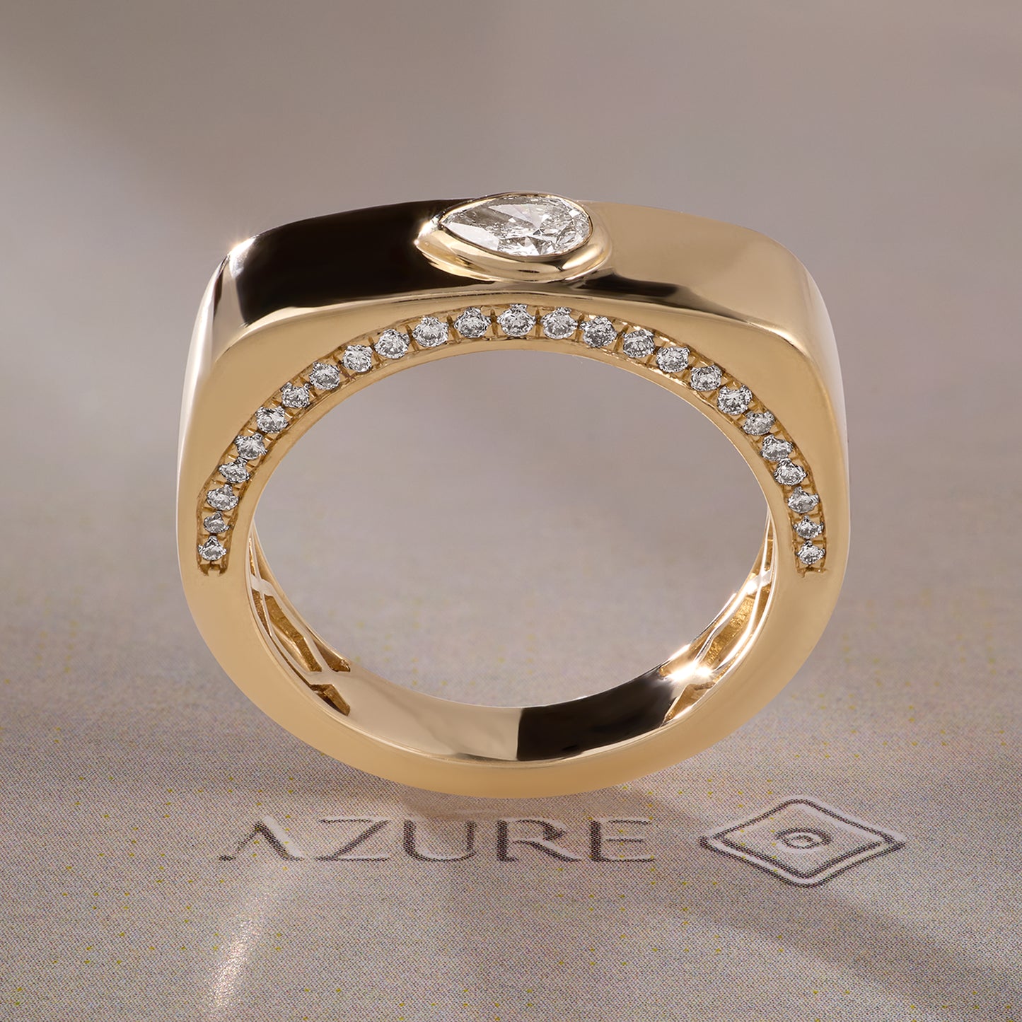 Pear & Round Diamond Ring