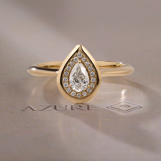 Pear & Round Diamond Ring
