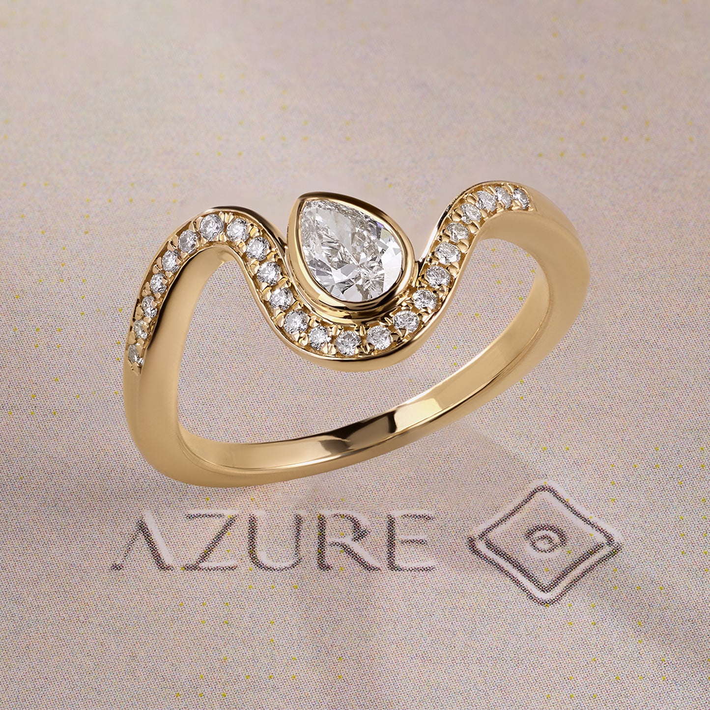 Pear & Round Diamond Wavy Band Ring