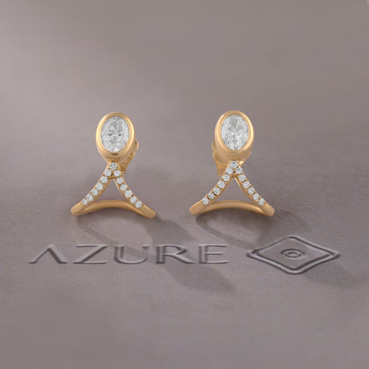 Oval And Round Diamond Earring