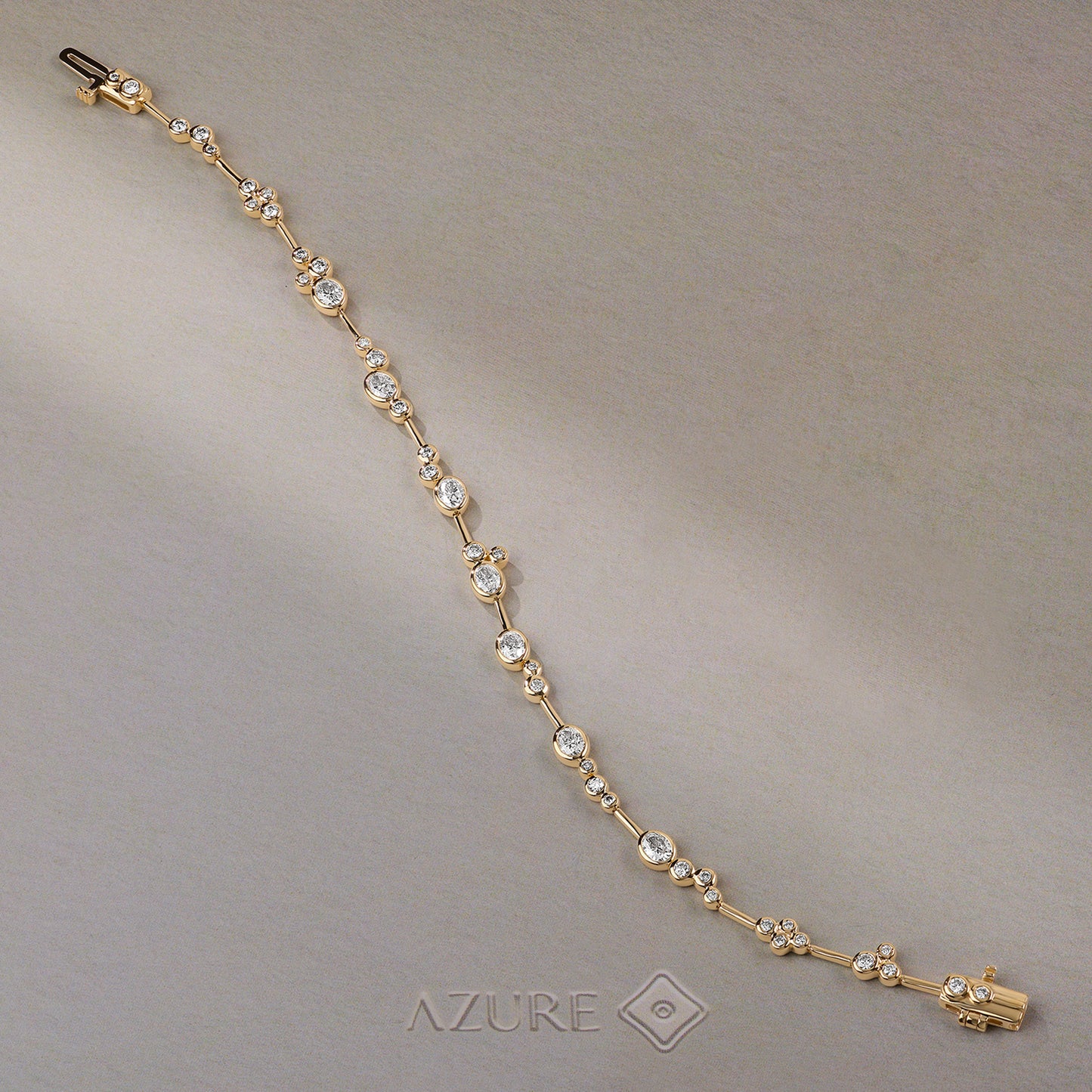 Oval & Round Diamond Bracelet
